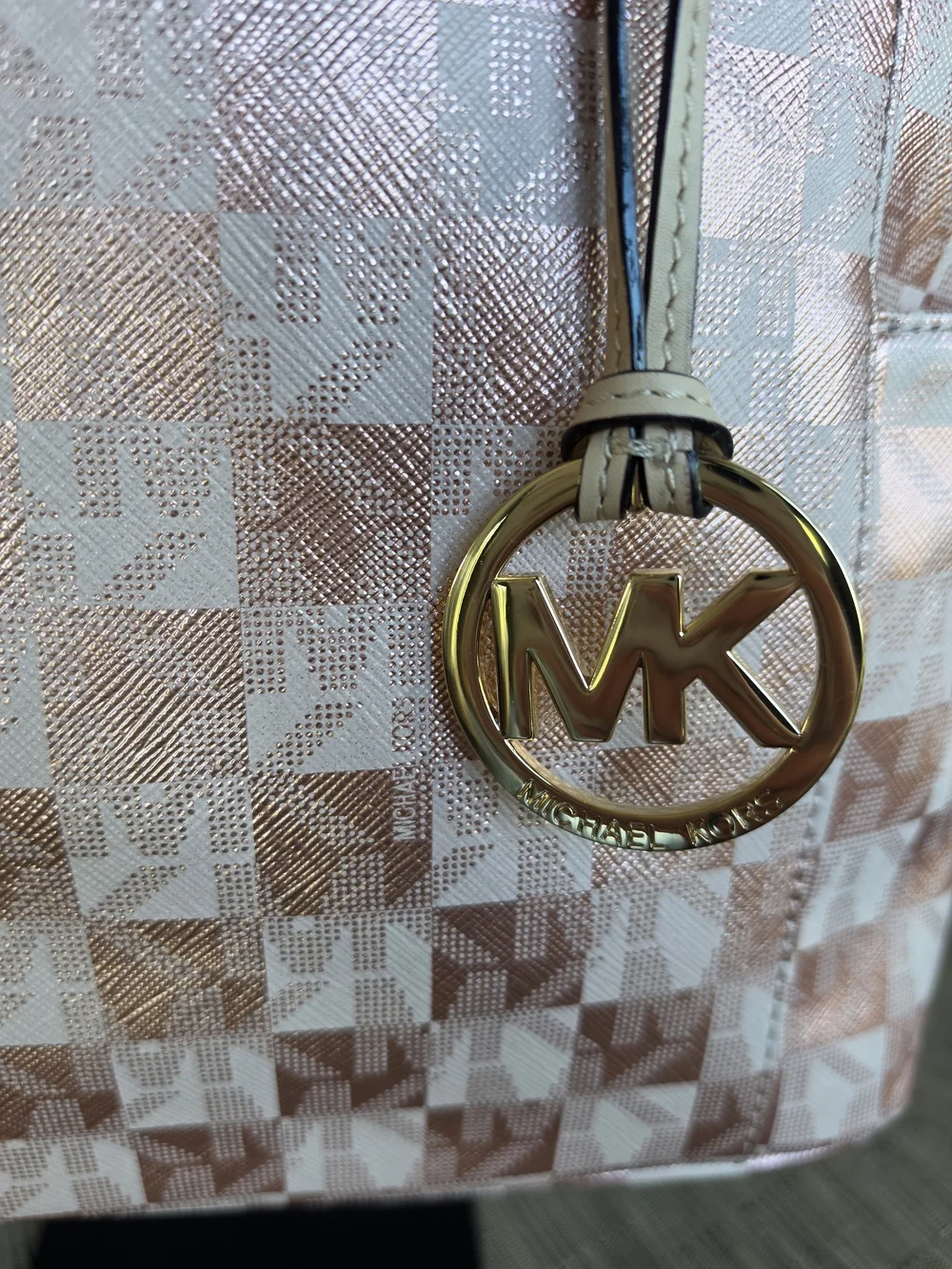 Michael Kors Rose Metallic Signature Checkered Tote Bag with Gold MK Charm - Picture 3 of 5